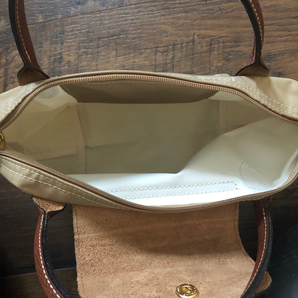 Sold!! Longchamp Small Le Pliage Tote Beige - Picture 6 of 8